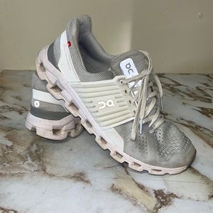 On Cloudswift Glacier Running Shoes